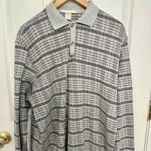 Beautifully patterned Perry Ellis Collared Shirt. Comfortable Material.